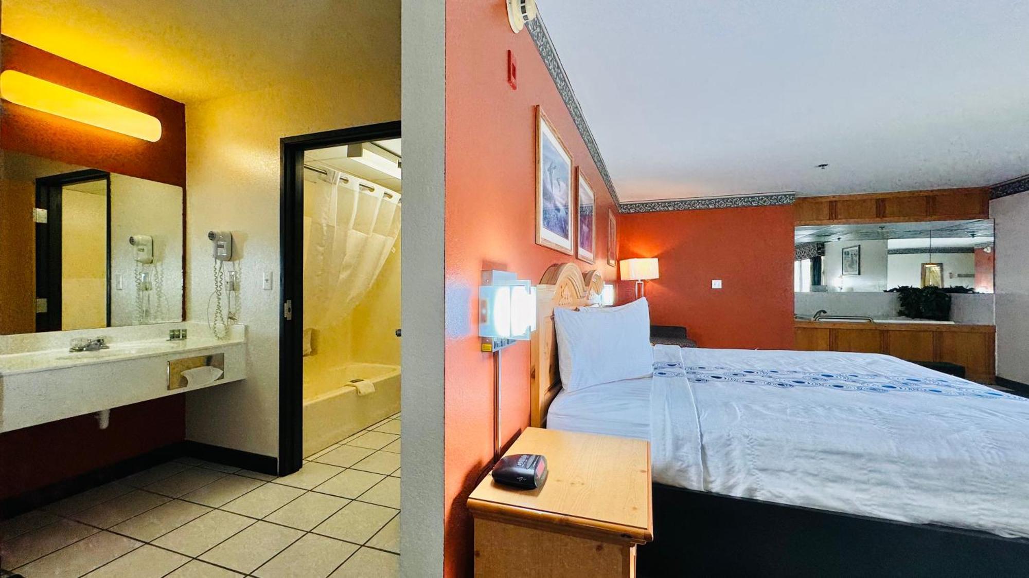 Regency Inn And Suites Stilwell Eksteriør billede