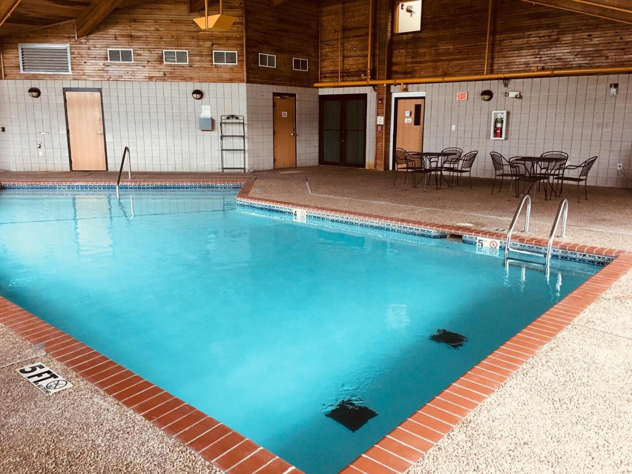 Regency Inn And Suites Stilwell Eksteriør billede